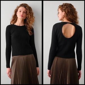 White + Warren 100% Cashmere Sweater, Crewneck Front + Open Keyhole Back, Size M